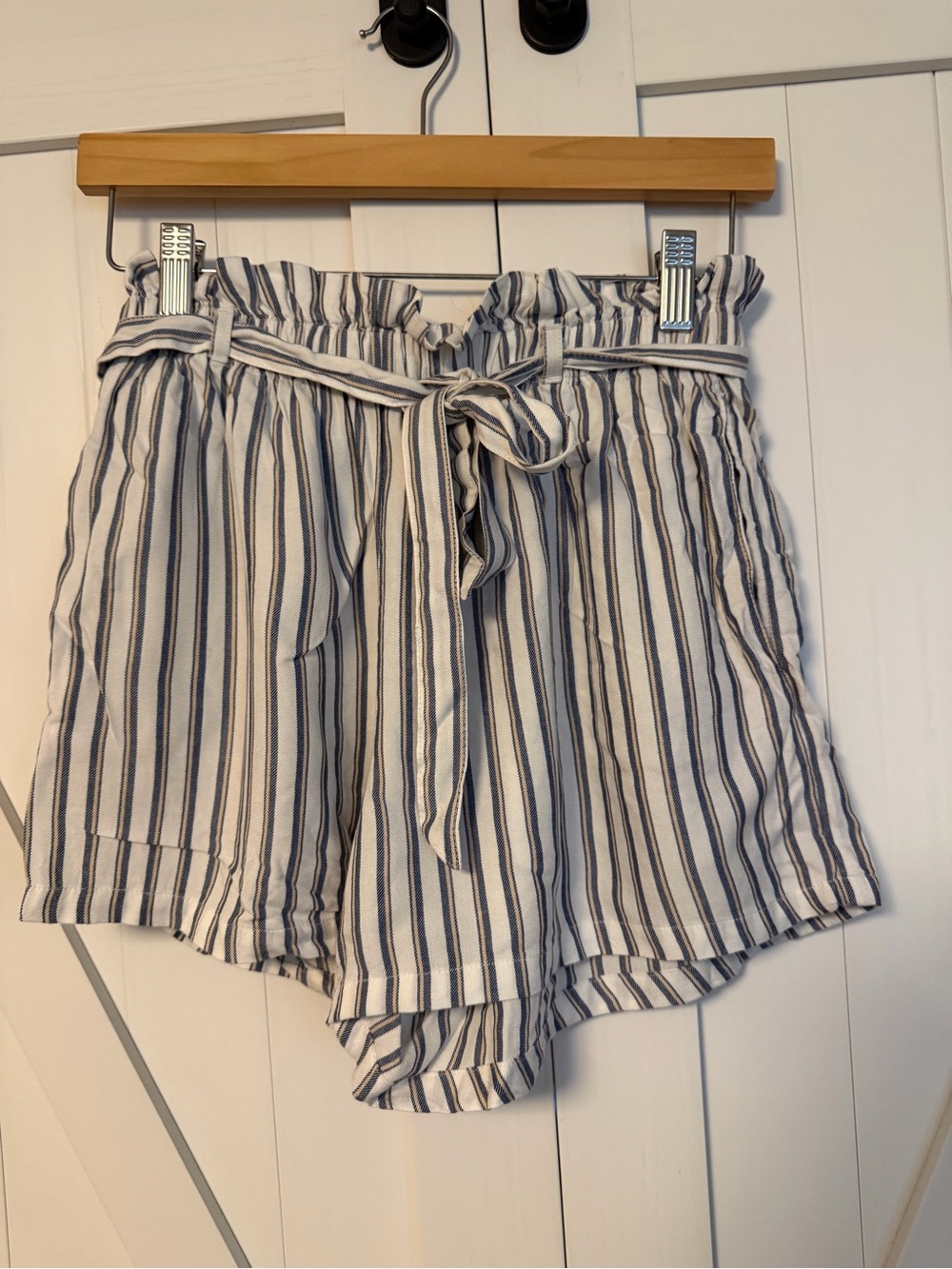 Hollister White and Navy Striped Paperbag Waist Shorts